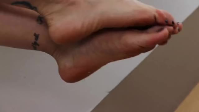 Ronda Rousey Feet Toes Soles Close-up