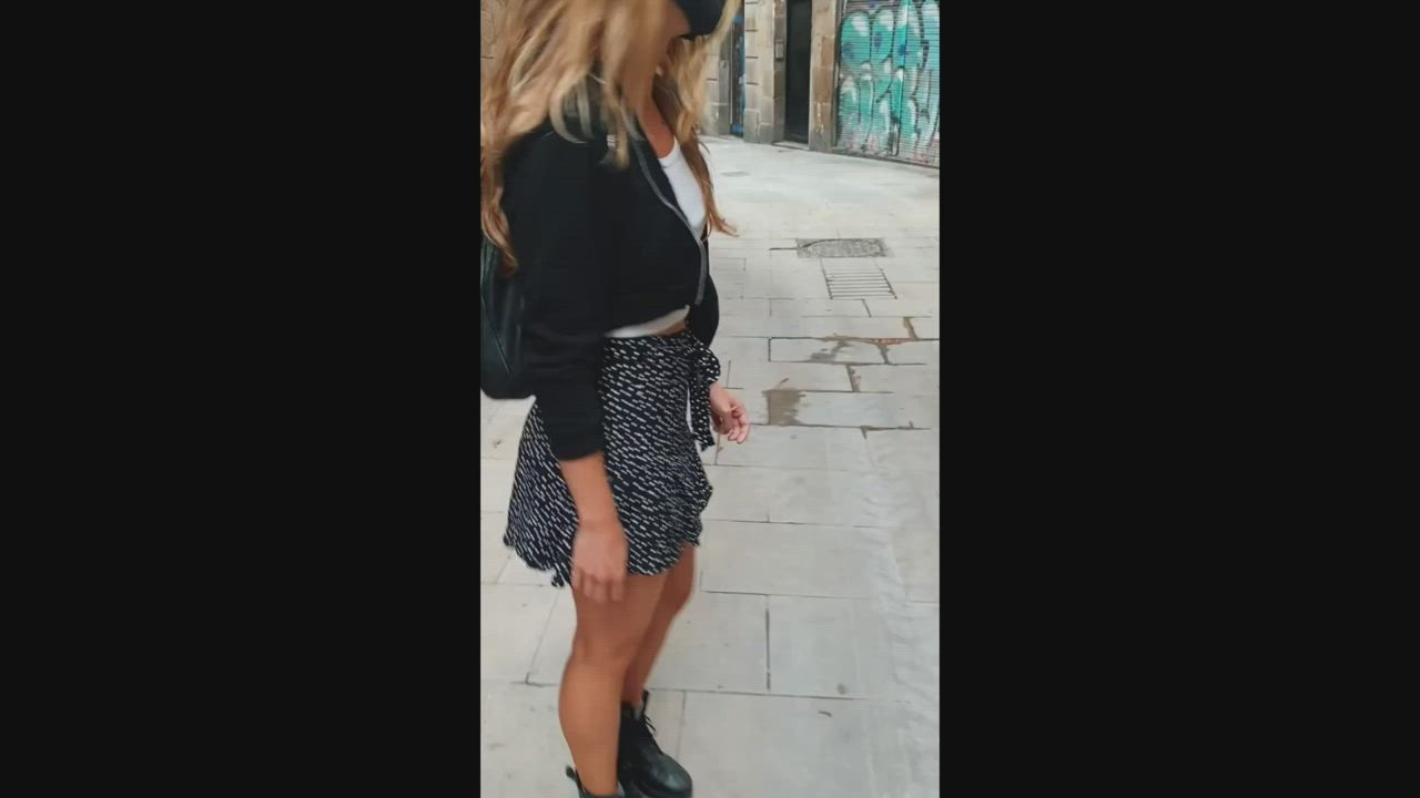 Blonde Babe showing the goods in town