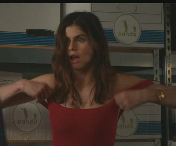 alexandra daddario celebrity sexy clip