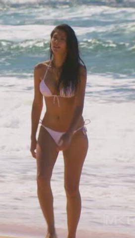 Chilean model Pia Loyola Blanco (Birthing Hips/Hourglass)