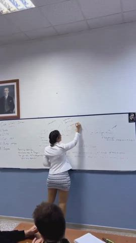 ass pawg teacher thick turkish clip