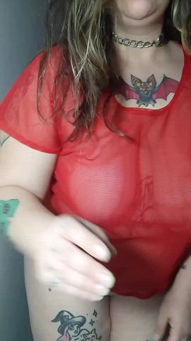 Looking for someone who wants to worship my saggy boobs 🔥😏Free page subscription,