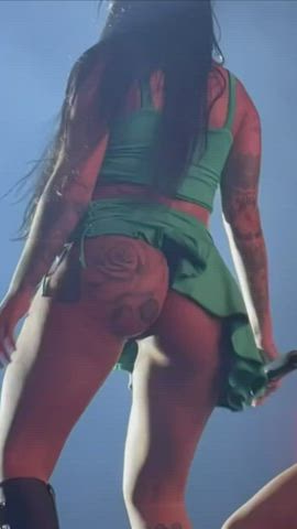 ass brazilian celebrity dancing twerking clip