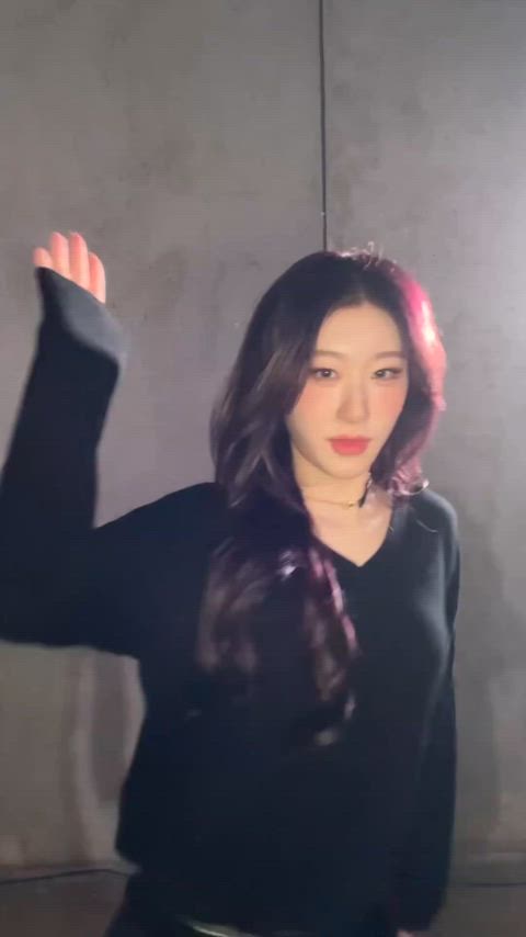 ass brunette dance korean legs slapping tease kpop clip