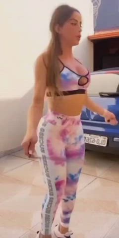 big tits blonde curvy fitness gym leggings sfw selfie thick clip