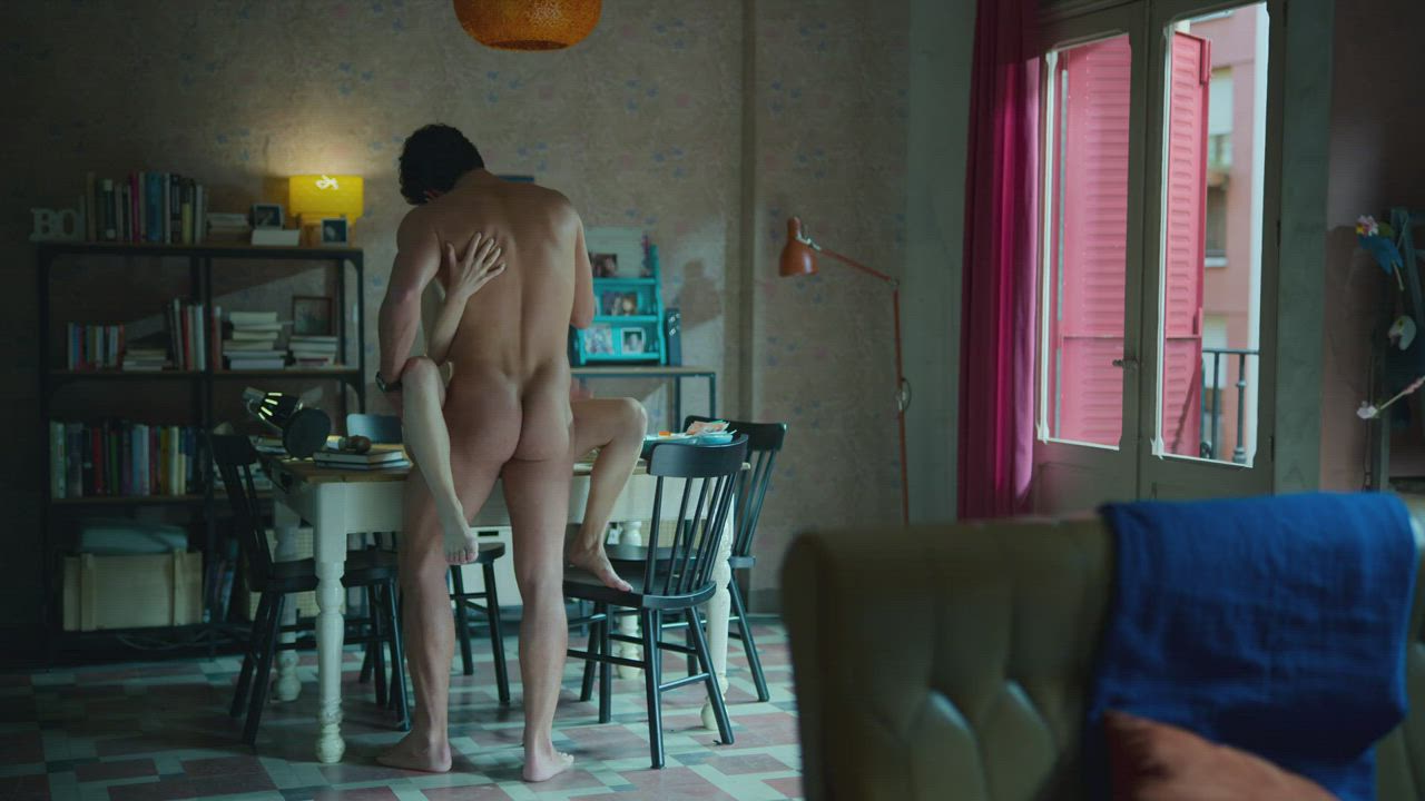 Celebrity Nudity Spanish clip