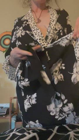 milf pussy robe clip