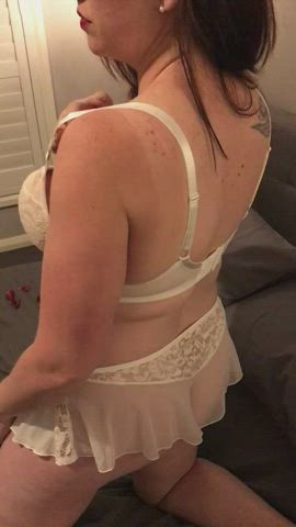 What I was wearing on my wedding night! [Special]