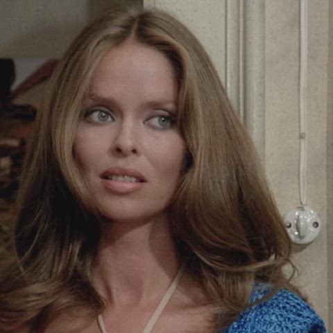 Barbara Bach- Ecco noi per esempio... (1977)