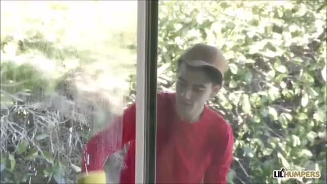 Cleaning windows in a different way