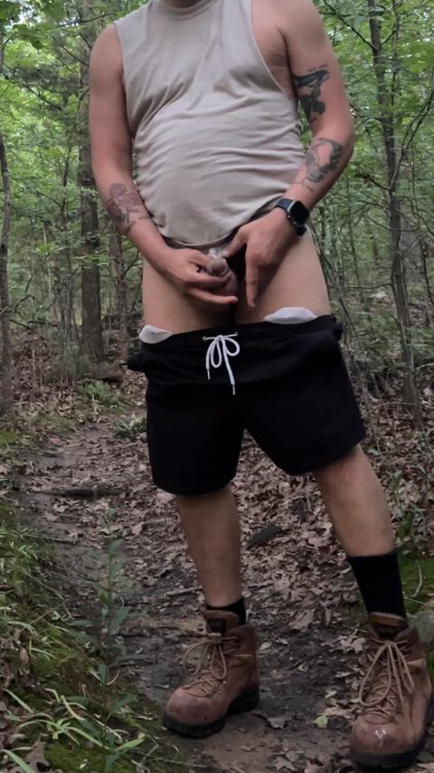 Outdoor piss