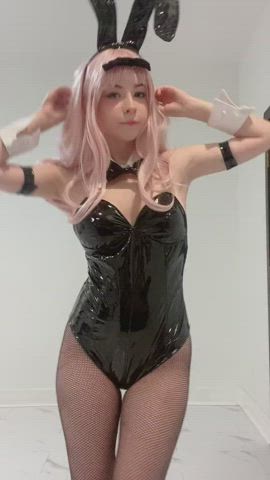cosplay dancing tiktok clip