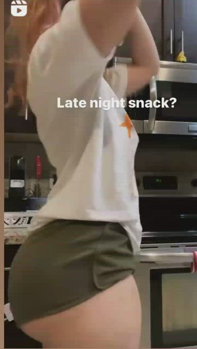 Booty Bubble Butt Cute Thick White Girl clip
