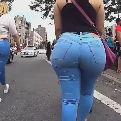Ass Big Ass Booty Candid Jiggling Latina Thick Tight Uncut clip