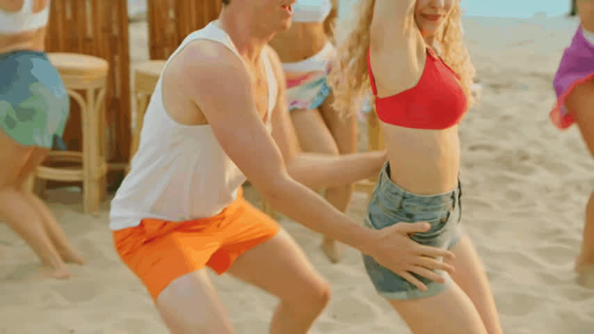 beach big tits bikini blonde celebrity dancing dutch clip