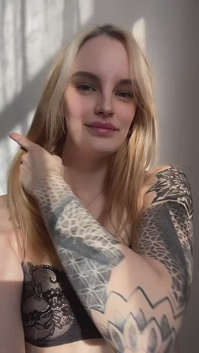 Blonde OnlyFans Russian clip
