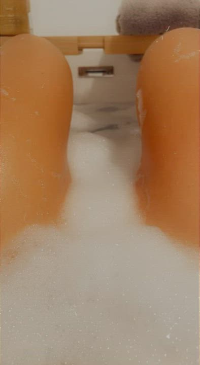 Bath Legs Wet clip