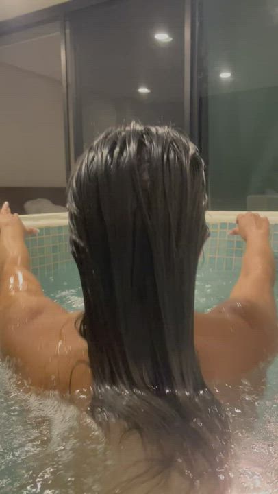 fuck me in the jacuzzi?
