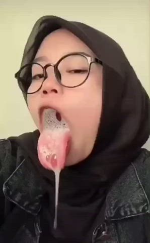 ahegao arab cum in mouth cum swallow hijab muslim teen clip