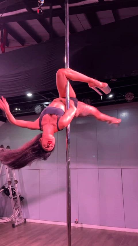 asian beautiful cute dancer dancing pole dance sexy hot-girls-with-tattoos onlyfans-creators