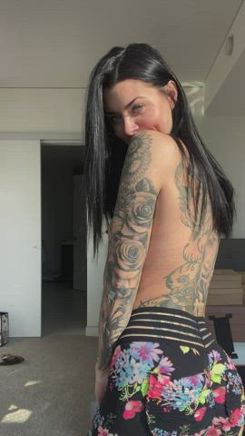 amateur ass big tits boobs brunette naked onlyfans sex tattoo clip