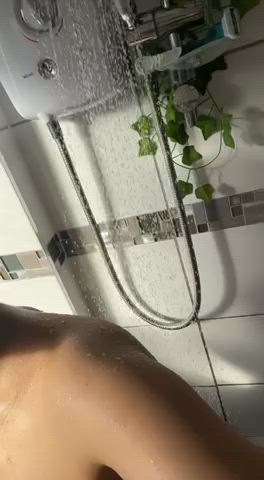 Fuck me in the shower