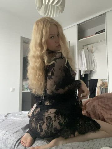 Blonde Curly Hair OnlyFans clip