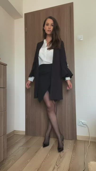Do you like her work outfit?