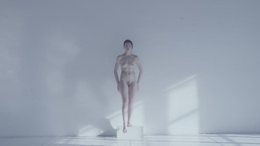 Brunette Dancing Italian Nude Art clip
