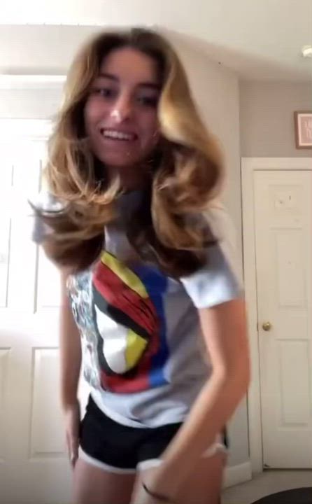 Twerking clip