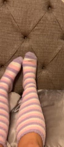 Dirty Feet Feet Feet Fetish Knee High Socks Socks Porn GIF by solenectar