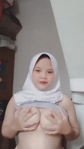 asian big tits boobs cam hijab indonesian muslim clip