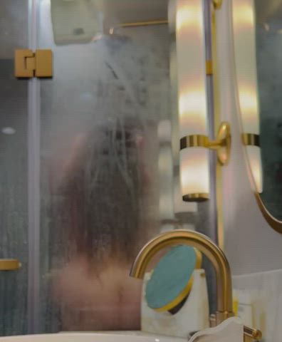 BBW Long Hair Shower clip
