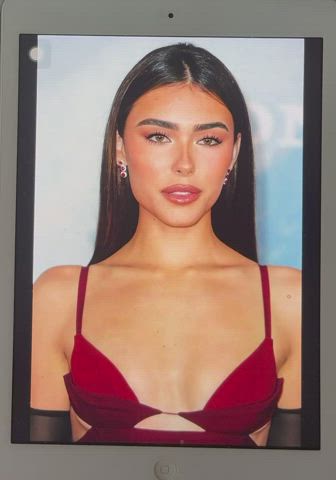 Madison Beer is so fucking hot covered in cum!