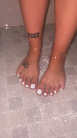 1-10 what do you rate my freshly done white toes ?