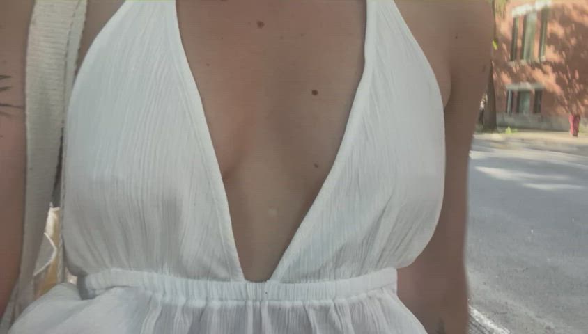 Blonde Outdoor Tits clip
