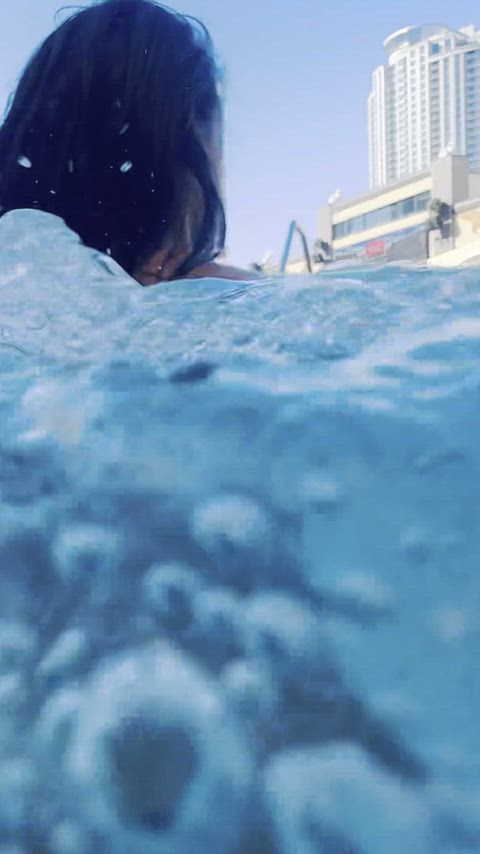 Flashing at a public pool in Las Vegas, Underwater shot