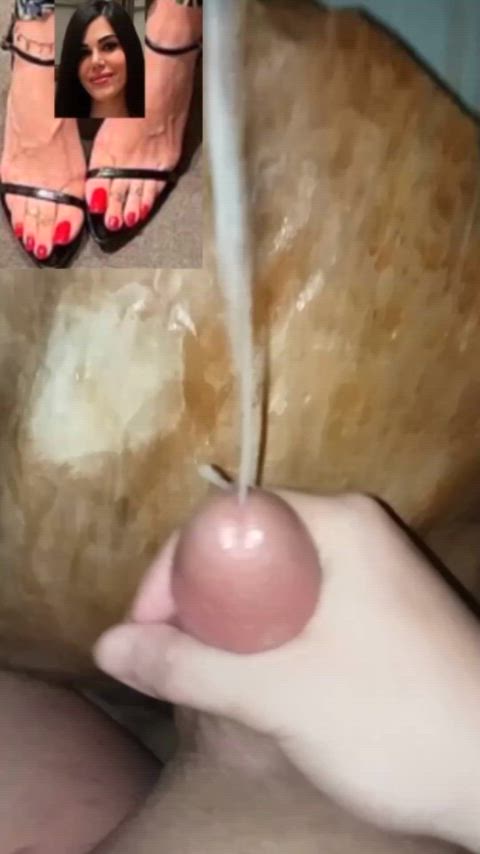 cum on feet cumshot foot fetish high heels jerk off milf moaning nails toes tribute