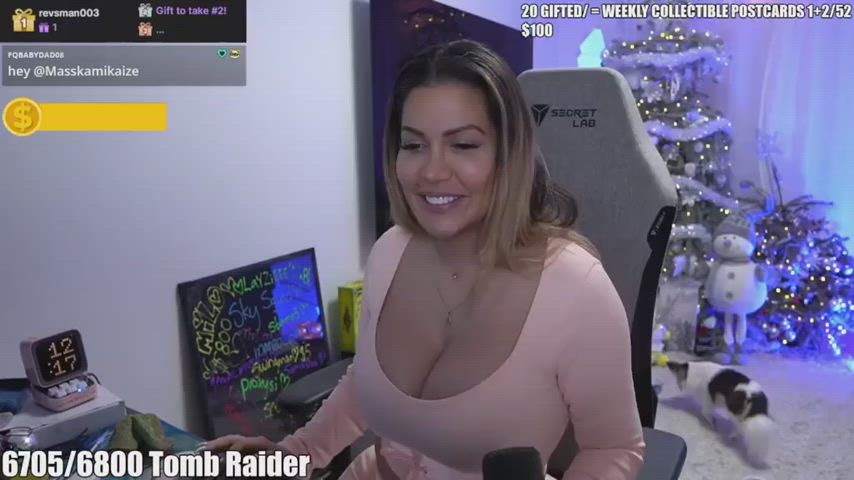 IvySky jiggling it on stream