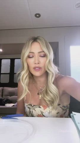 cleavage hilary duff natural tits clip