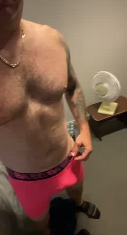[40] Any mommies free on Fuck Me Friday?