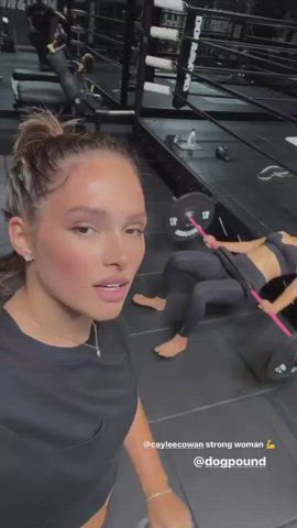 celebrity spandex workout clip