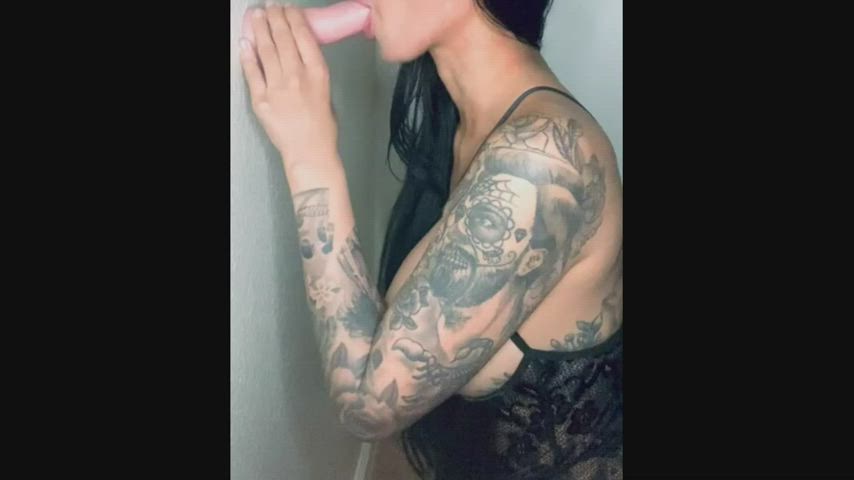 Big Dick Dildo Sucking Tattoo Teen clip