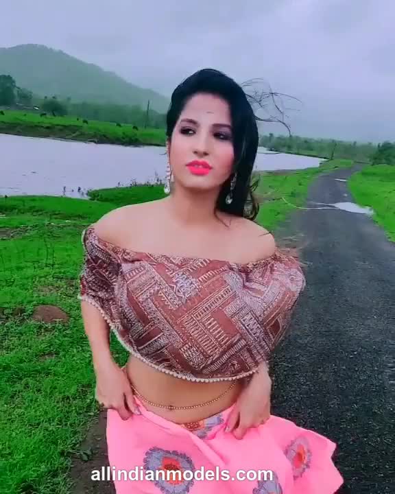 Actress Shunaya Solanki Latest Hot Photos