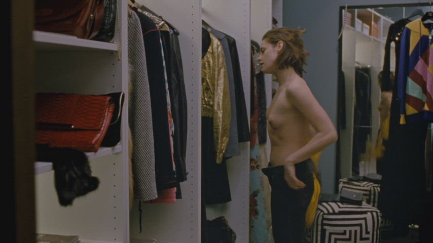Kristen Stewart - Personal Shopper - Tits - SMOOTH SLOWMO