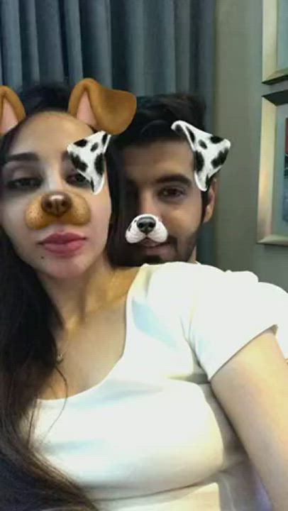 Checkout Cute Snapchat Queen Exclusive Viral Stuff with her Boyfriend ??? PIC'S &amp;