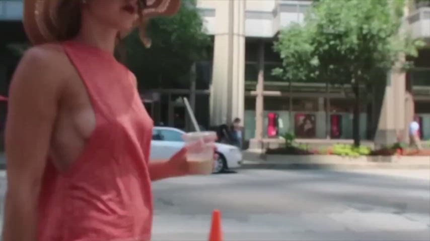 babe braless natural tits public teen tits clip