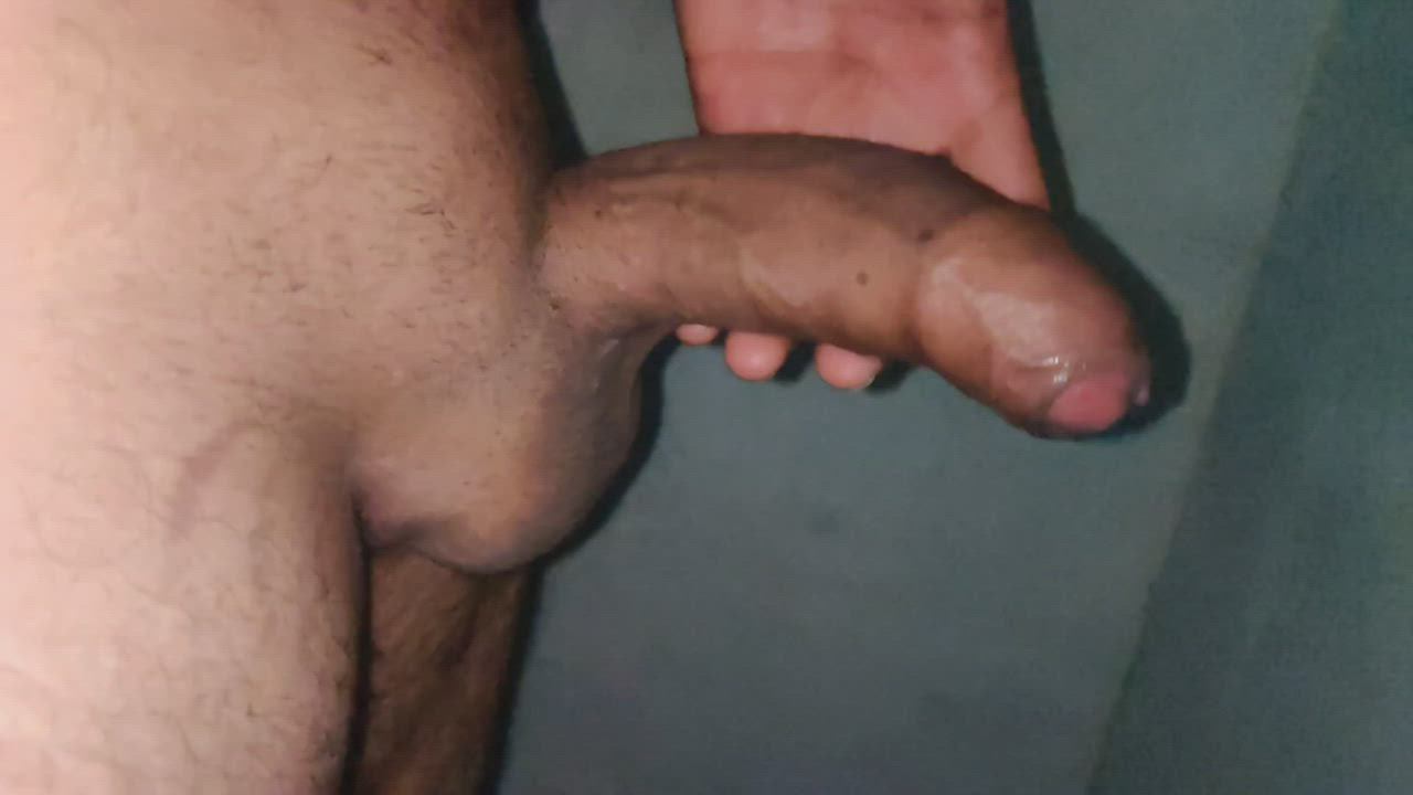[M] You see this guy , Number one bullshit guy ... getting all veiny and geared up