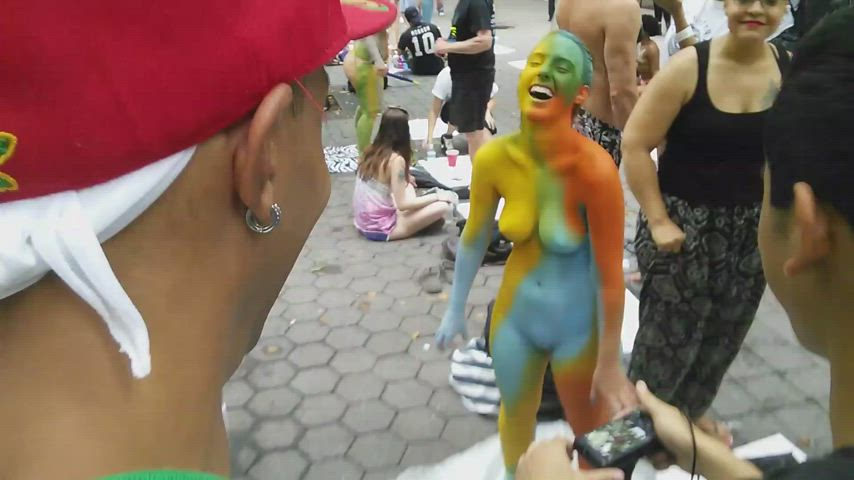 Teen girl at NYC Body Painting Day 2015
