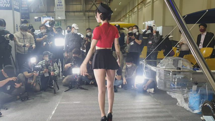 asian boat cute korean model thighs clip